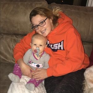 Meet your Posher, Kaylie